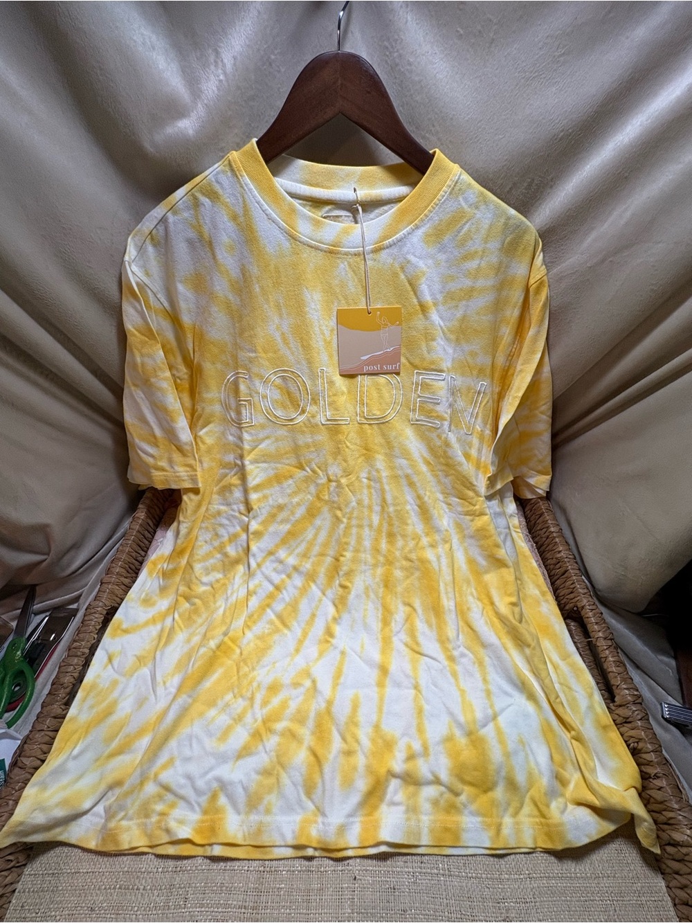 NWT Post Surf Golden Tie Dye Graphic Tee Yellow White 2XL 100% Cotton Beach